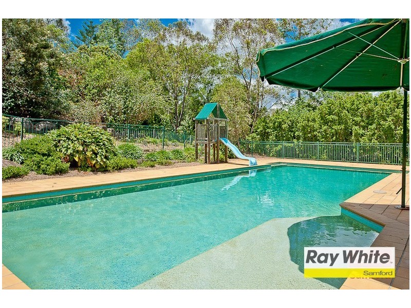 6 Smallwood Court, Samford Valley QLD 4520