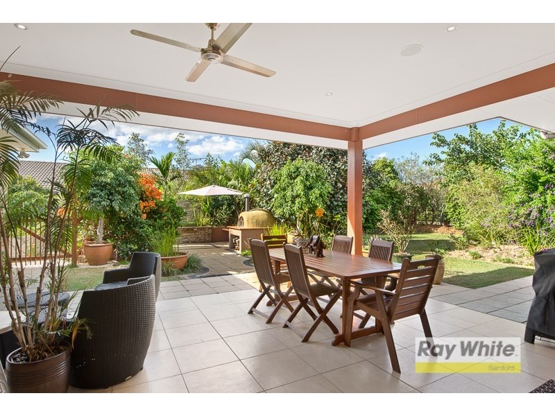 10 Chalmers Court, Samford Village QLD 4520