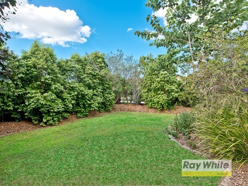 10 Chalmers Court, Samford Village QLD 4520