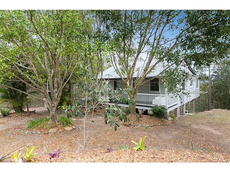 207 Bygotts Road, Samford Valley QLD 4520