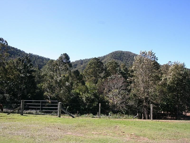 Cedar Creek QLD 4520