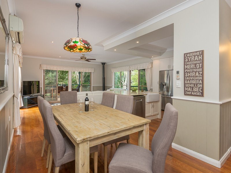 3 Brushwood Drive, Samford Valley QLD 4520