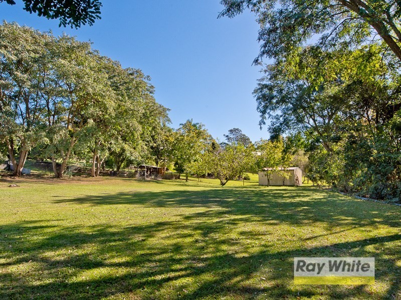 3 Brushwood Drive, Samford Valley QLD 4520