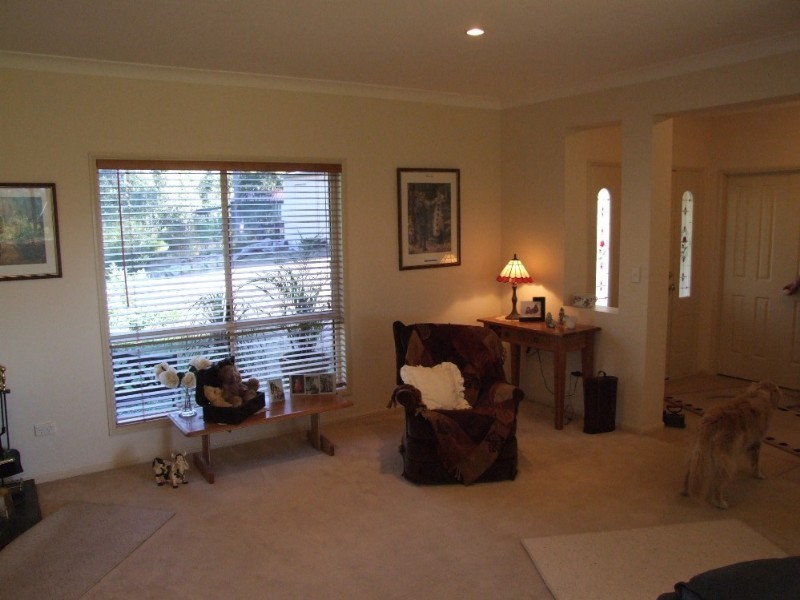 6 Annie Hedge Court, Samford QLD 4520