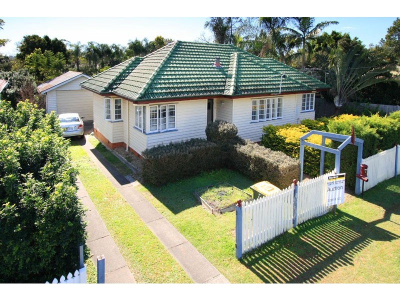 19 Cross Street, Mitchelton QLD 4053