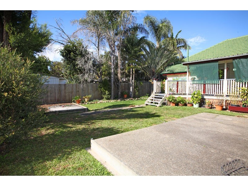 19 Cross Street, Mitchelton QLD 4053