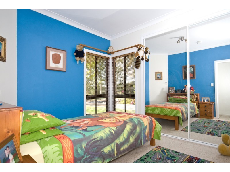 15 Greenwood Crescent, Samford QLD 4520