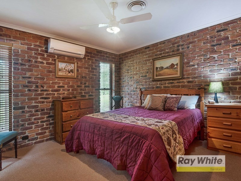 1 Hogan Court, Camp Mountain QLD 4520