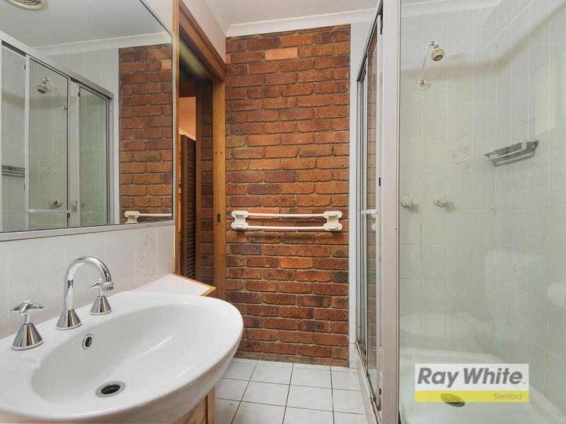 1 Hogan Court, Camp Mountain QLD 4520