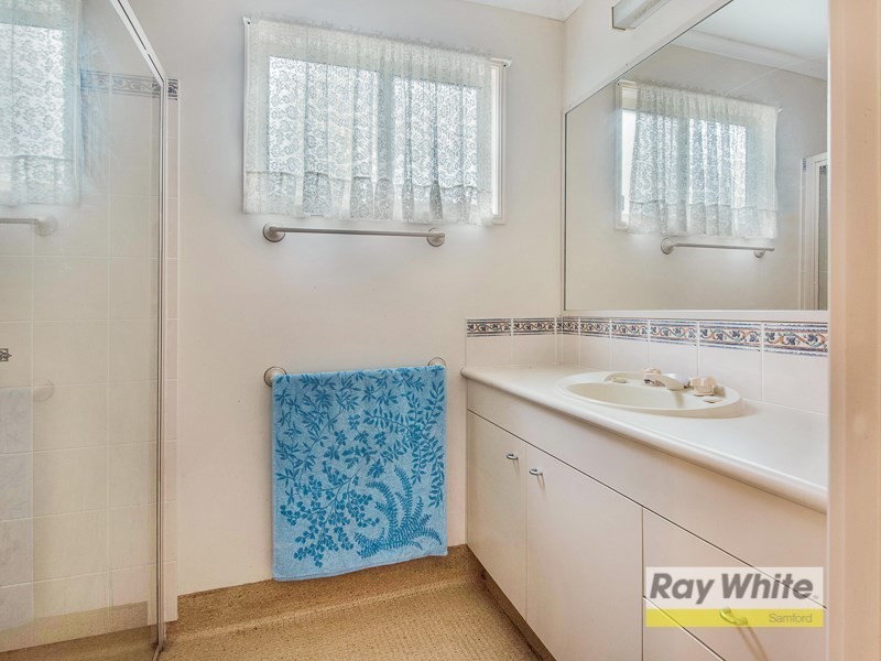 1 Hogan Court, Camp Mountain QLD 4520