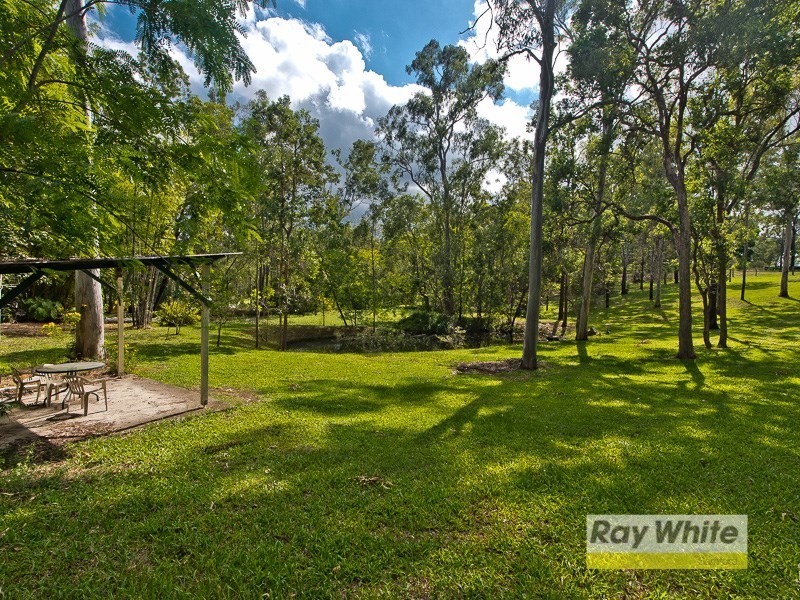 1 Hogan Court, Camp Mountain QLD 4520