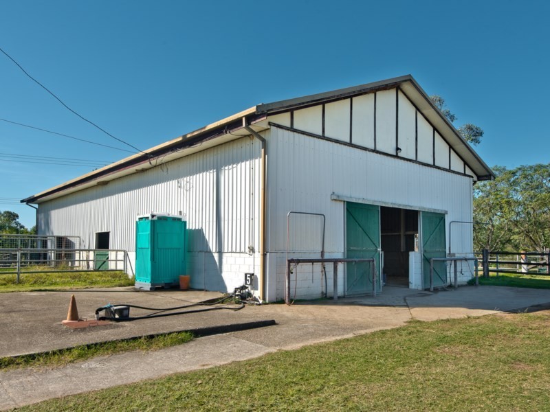 1 Richards Road, Camp Mountain QLD 4520