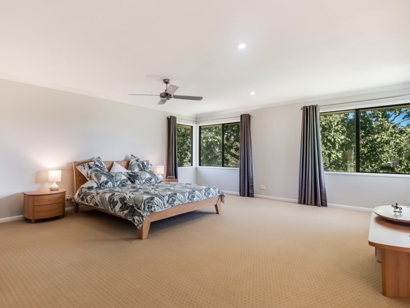 1 Richards Road, Camp Mountain QLD 4520