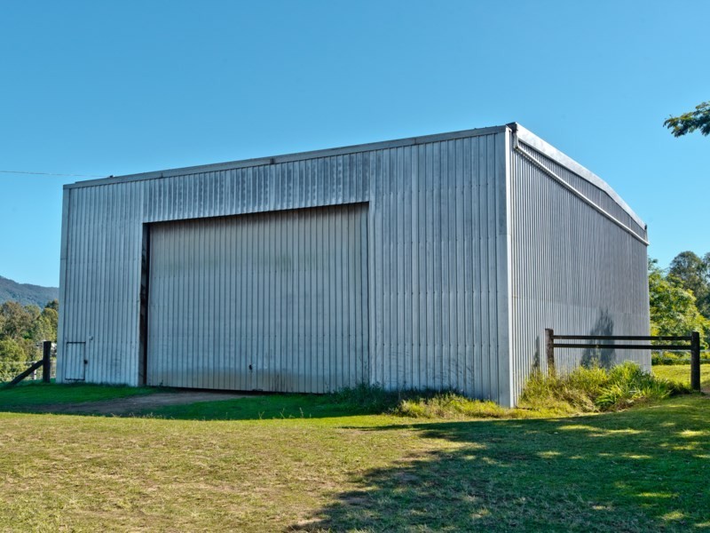 1 Richards Road, Camp Mountain QLD 4520