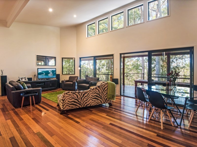 25 Harland Road, Mount Glorious QLD 4520