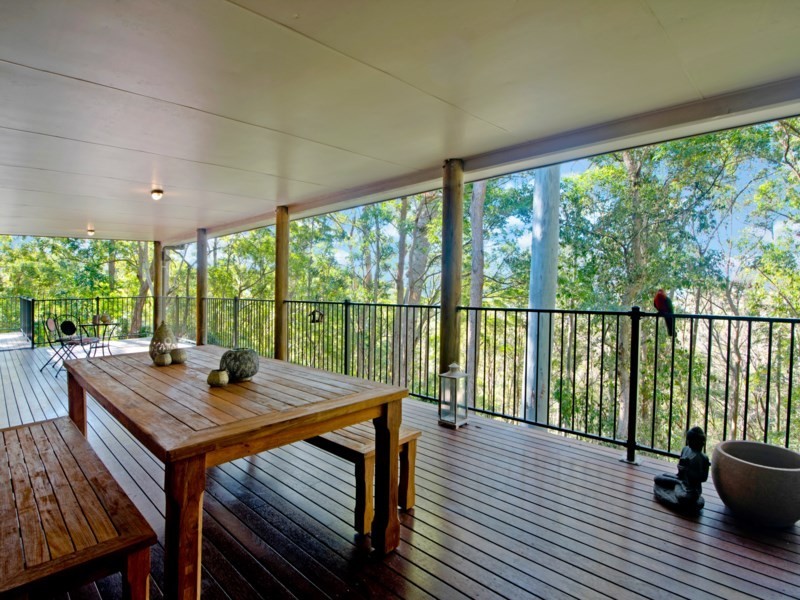 25 Harland Road, Mount Glorious QLD 4520