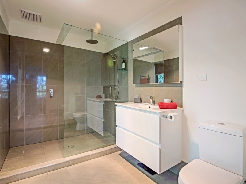 25 Harland Road, Mount Glorious QLD 4520