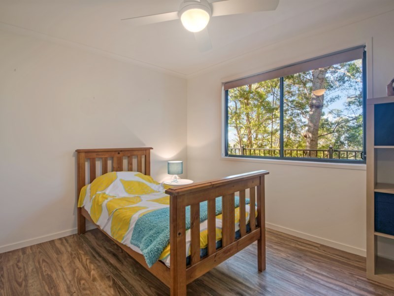 25 Harland Road, Mount Glorious QLD 4520