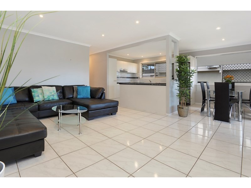 7 Du Kamp Street, Albany Creek QLD 4035
