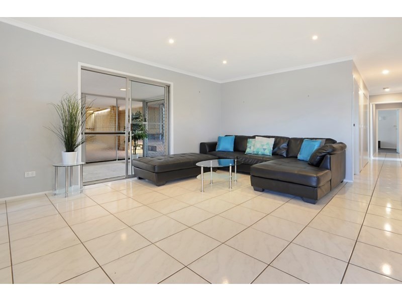 7 Du Kamp Street, Albany Creek QLD 4035