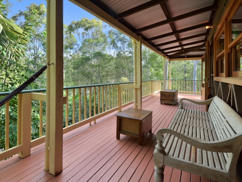 20 Milford Court, Eatons Hill QLD 4037
