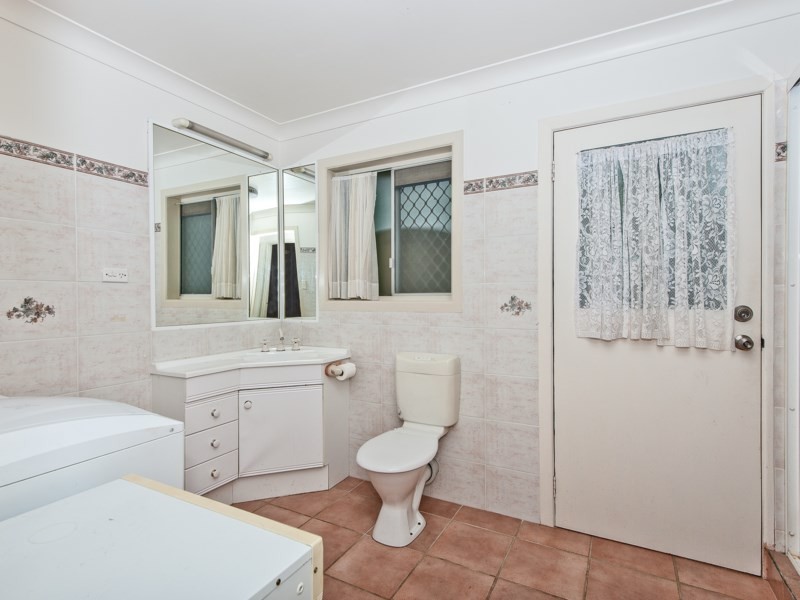 61 Cash Avenue, Samford Village QLD 4520