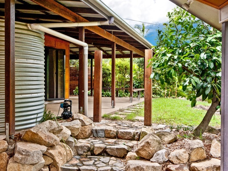 61 Cash Avenue, Samford Village QLD 4520