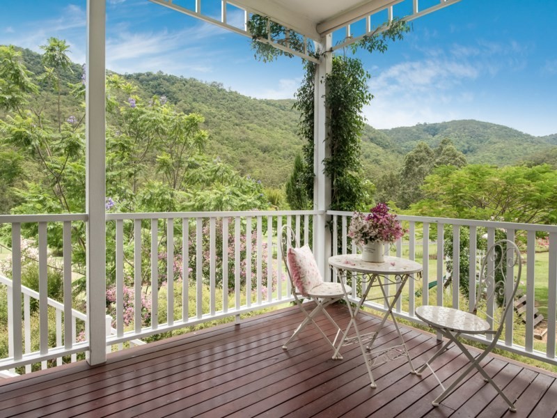 57 Masseys Creek Court, Cedar Creek QLD 4520