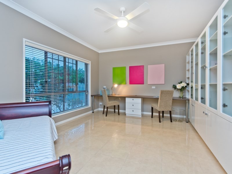 12 Confluence Court, Eatons Hill QLD 4037