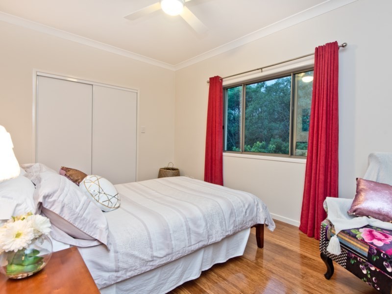 12 Confluence Court, Eatons Hill QLD 4037