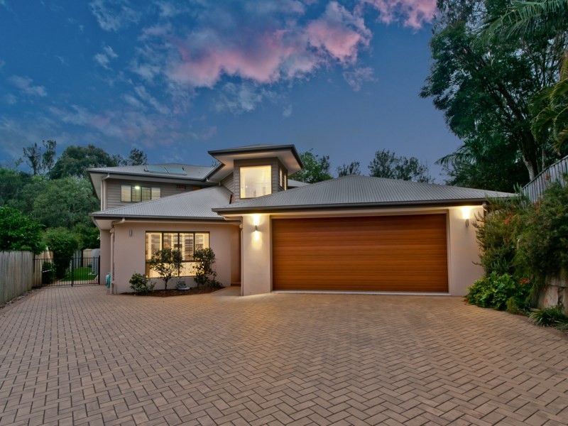 12 Confluence Court, Eatons Hill QLD 4037