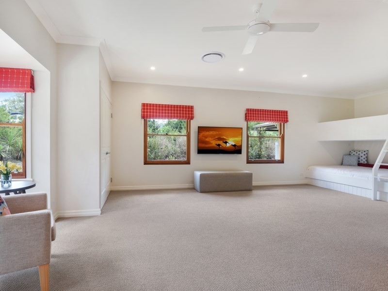 1 Glenclare Place, Samsonvale QLD 4520