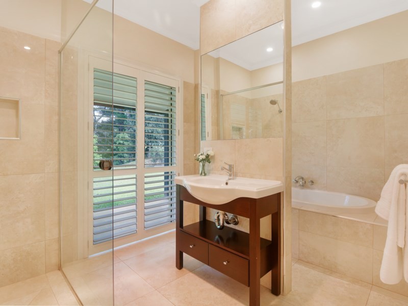 1 Glenclare Place, Samsonvale QLD 4520