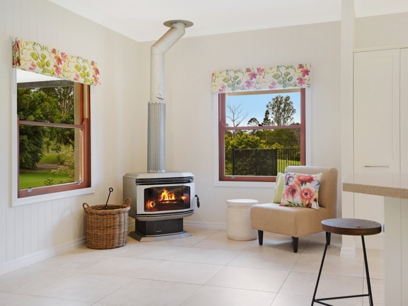 1 Glenclare Place, Samsonvale QLD 4520