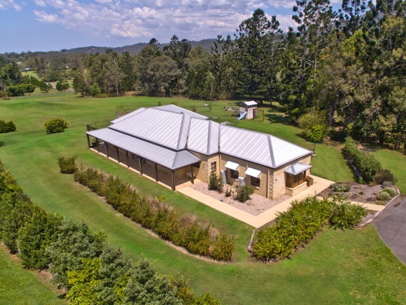 1 Glenclare Place, Samsonvale QLD 4520