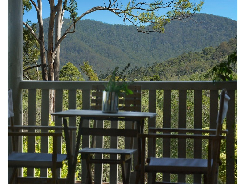 134 Ladies Road, Samsonvale QLD 4520