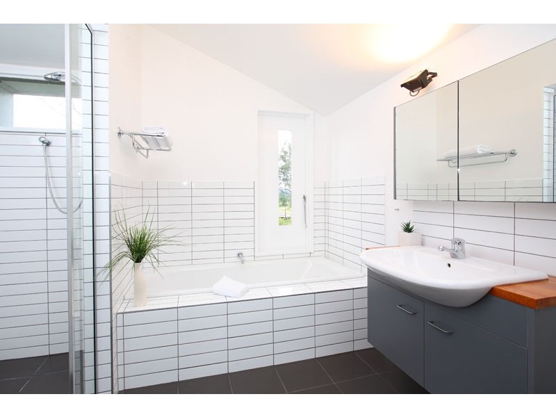 19 Stavewood Court, Samford QLD 4520