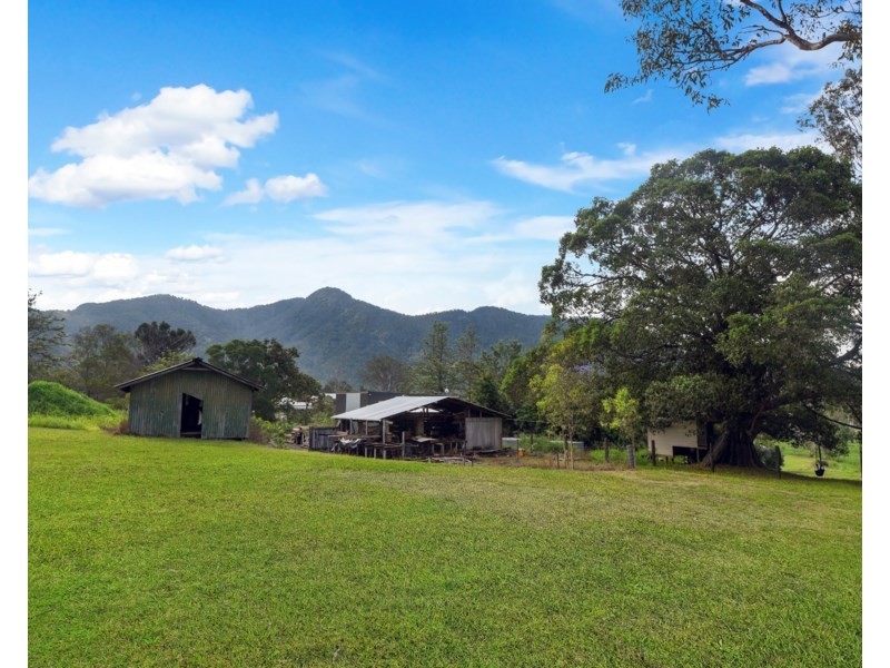 186 Foggs Road, Mount Samson QLD 4520