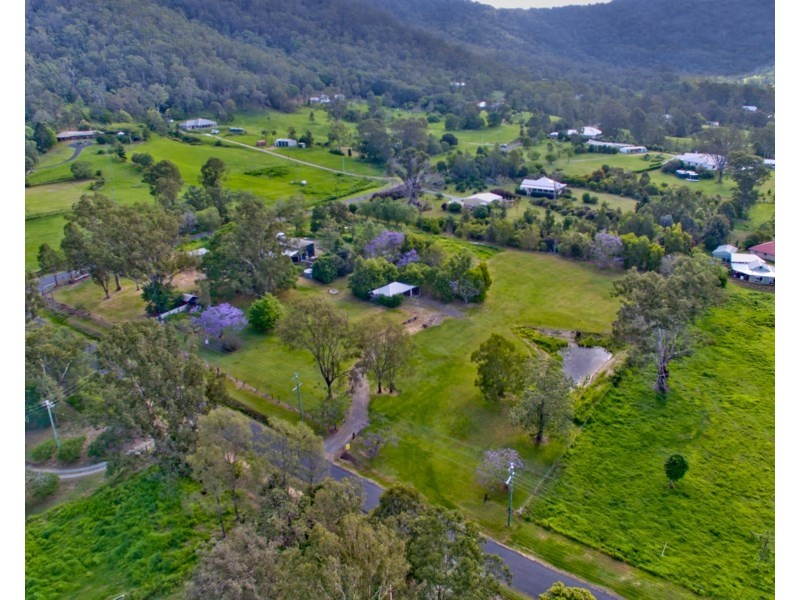 186 Foggs Road, Mount Samson QLD 4520