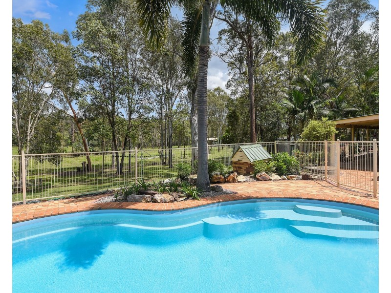 10-14 Saddleback Court, Elimbah QLD 4516