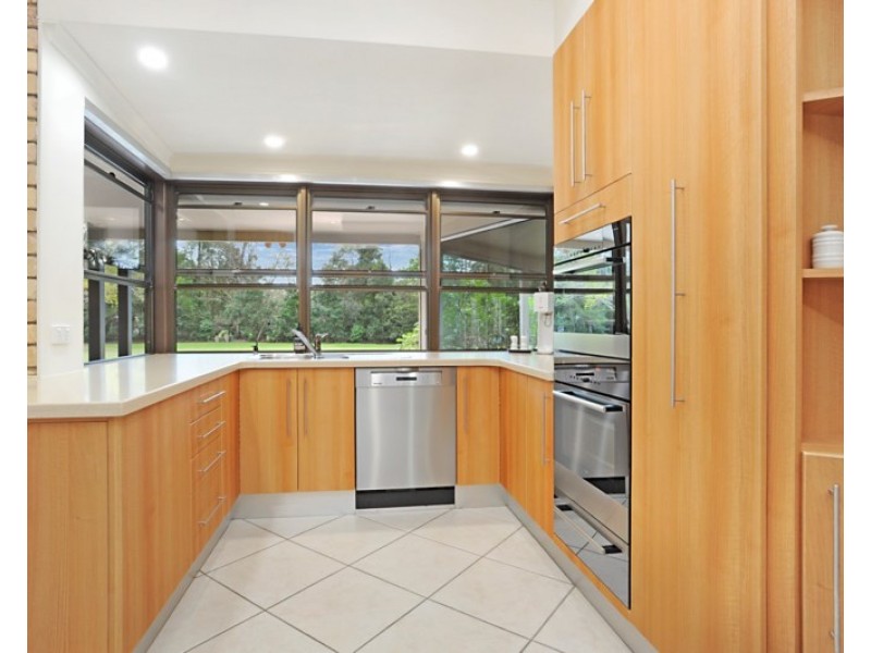 21 Camp Mountain Road, Samford Village QLD 4520