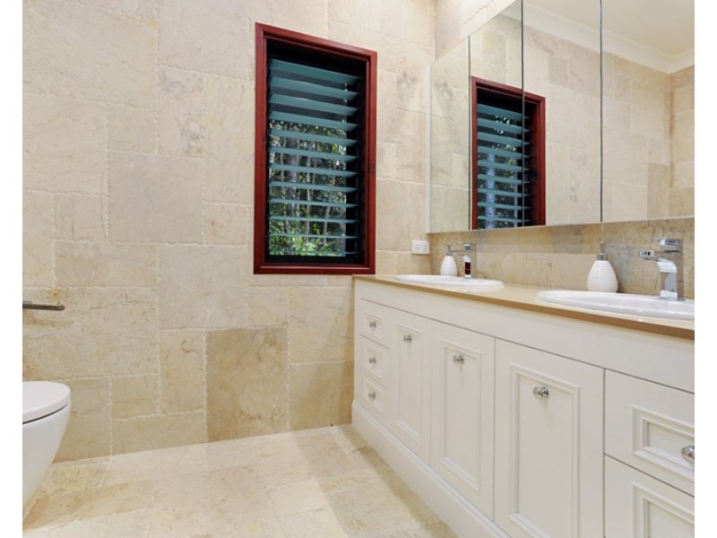 21 Camp Mountain Road, Samford Village QLD 4520