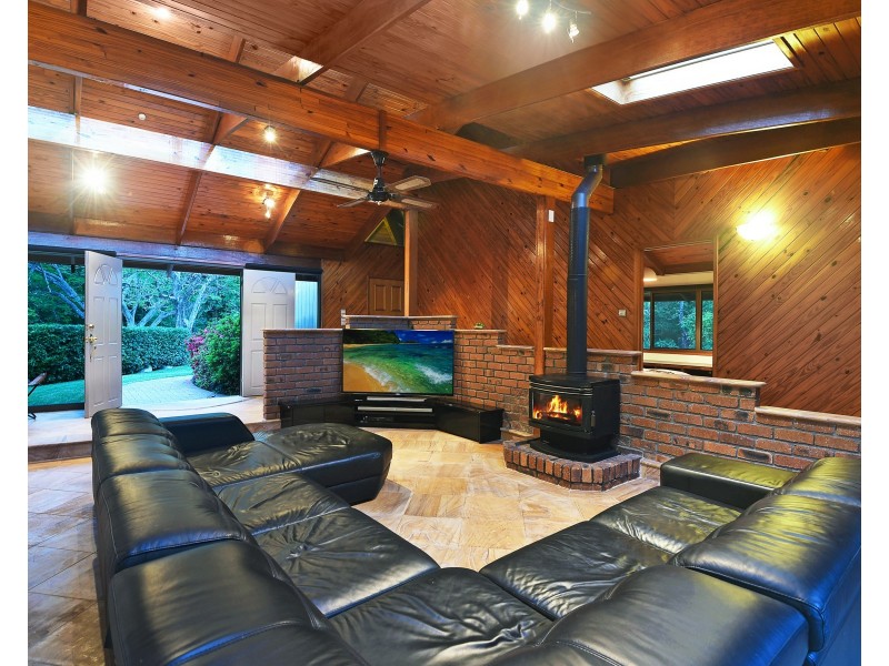 895 Mount Glorious Road, Highvale QLD 4520