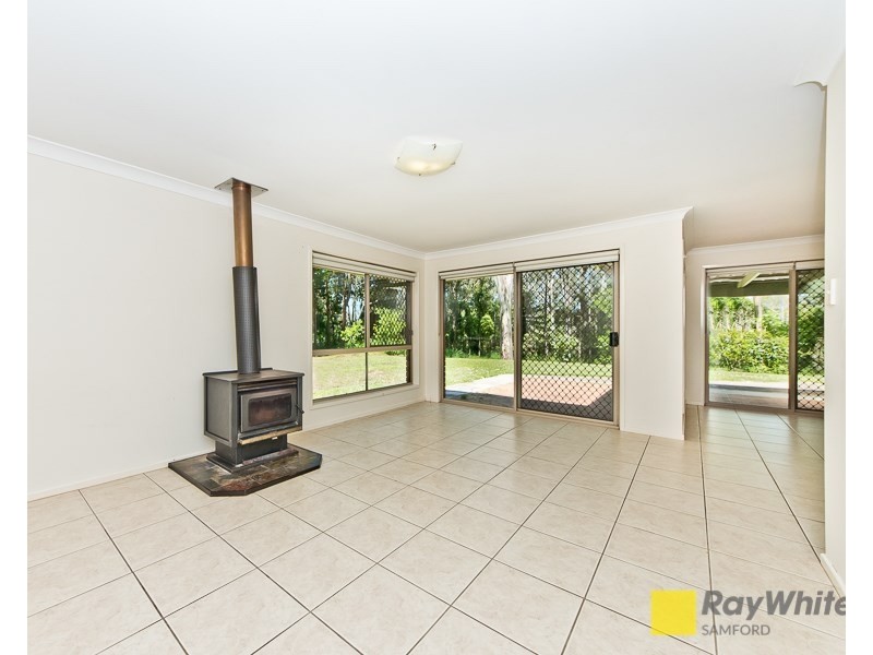 Samford Village QLD 4520