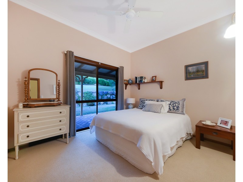 3 Jancy Court, Samford Valley QLD 4520