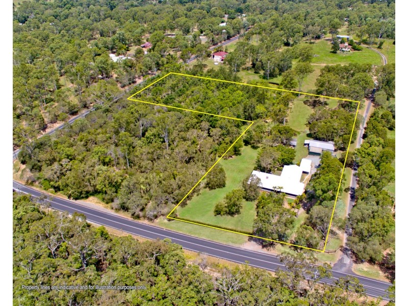 17 Upper Camp Mountain, Camp Mountain QLD 4520