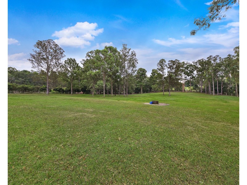 93 Lergessner Road, Draper QLD 4520