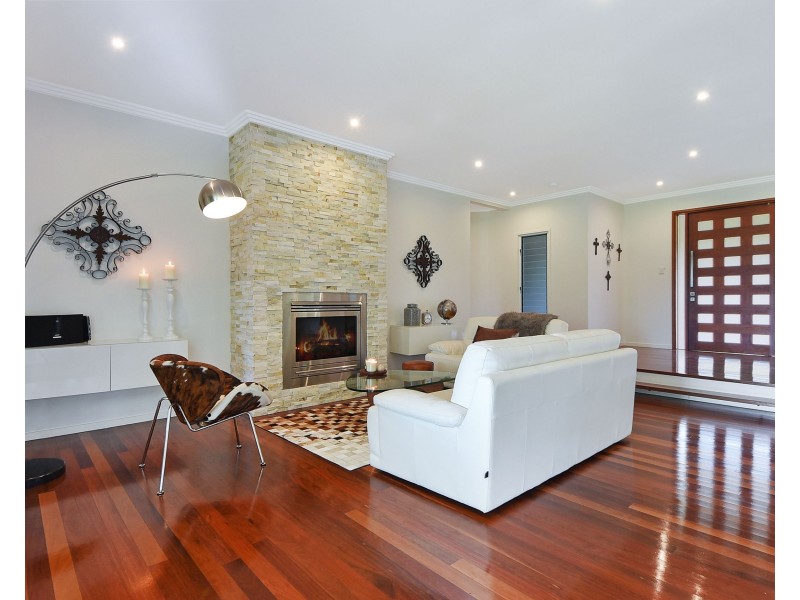 240 Foggs Road, Mount Samson QLD 4520