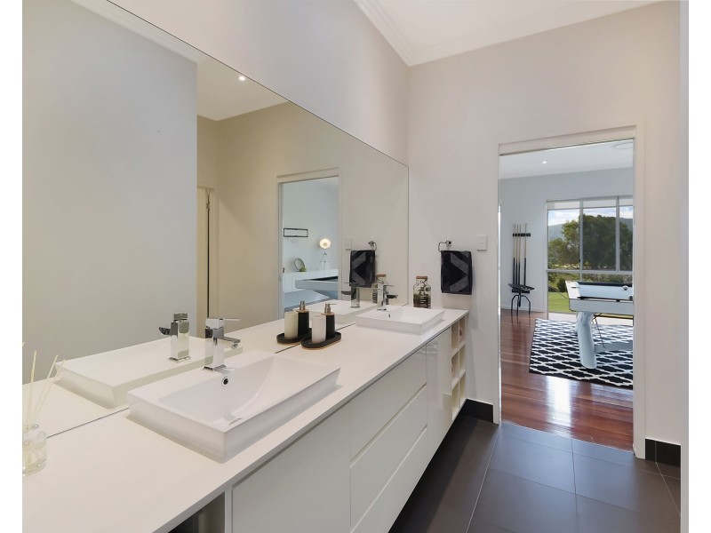 240 Foggs Road, Mount Samson QLD 4520