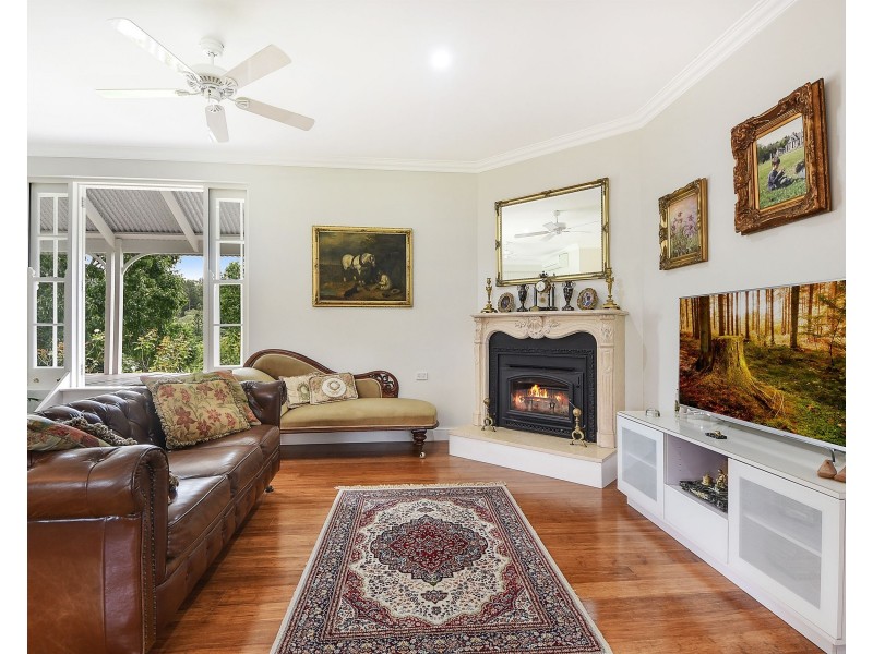 17 Balmoral Road, Draper QLD 4520